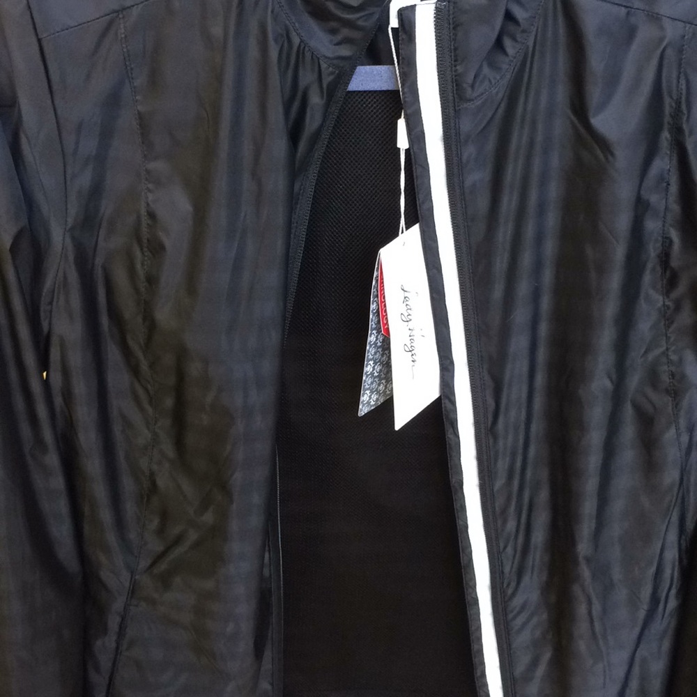 Light Weight Jacket - Picture 4 of 8
